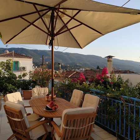 Aquarella-Stylish Veranda Apartment In Centre Of Poros Town Luaran gambar