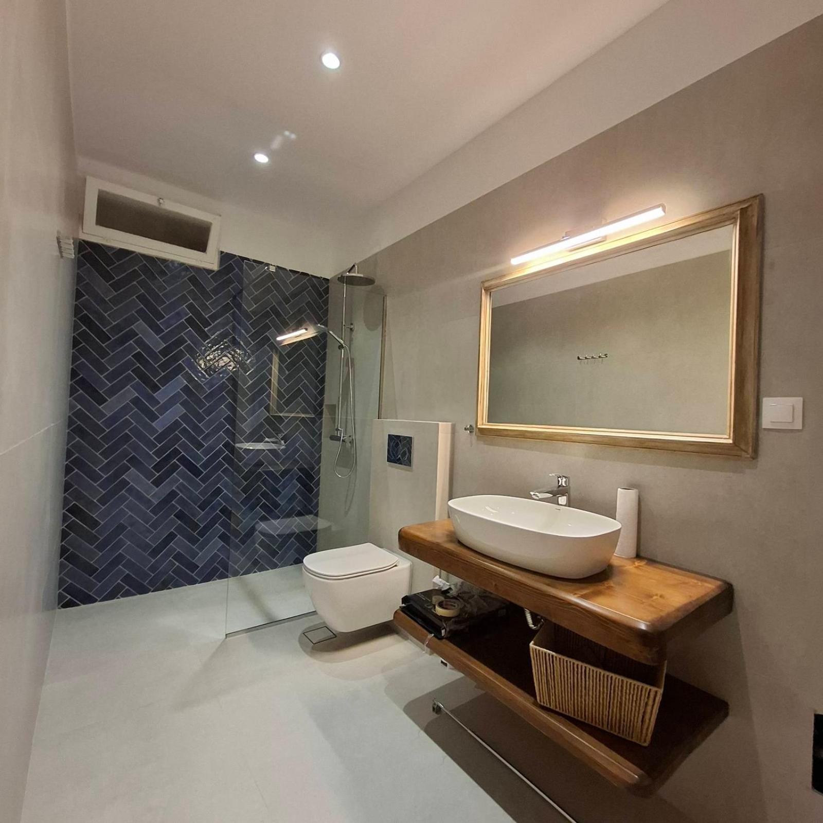 Aquarella-Stylish Veranda Apartment In Centre Of Poros Town Luaran gambar