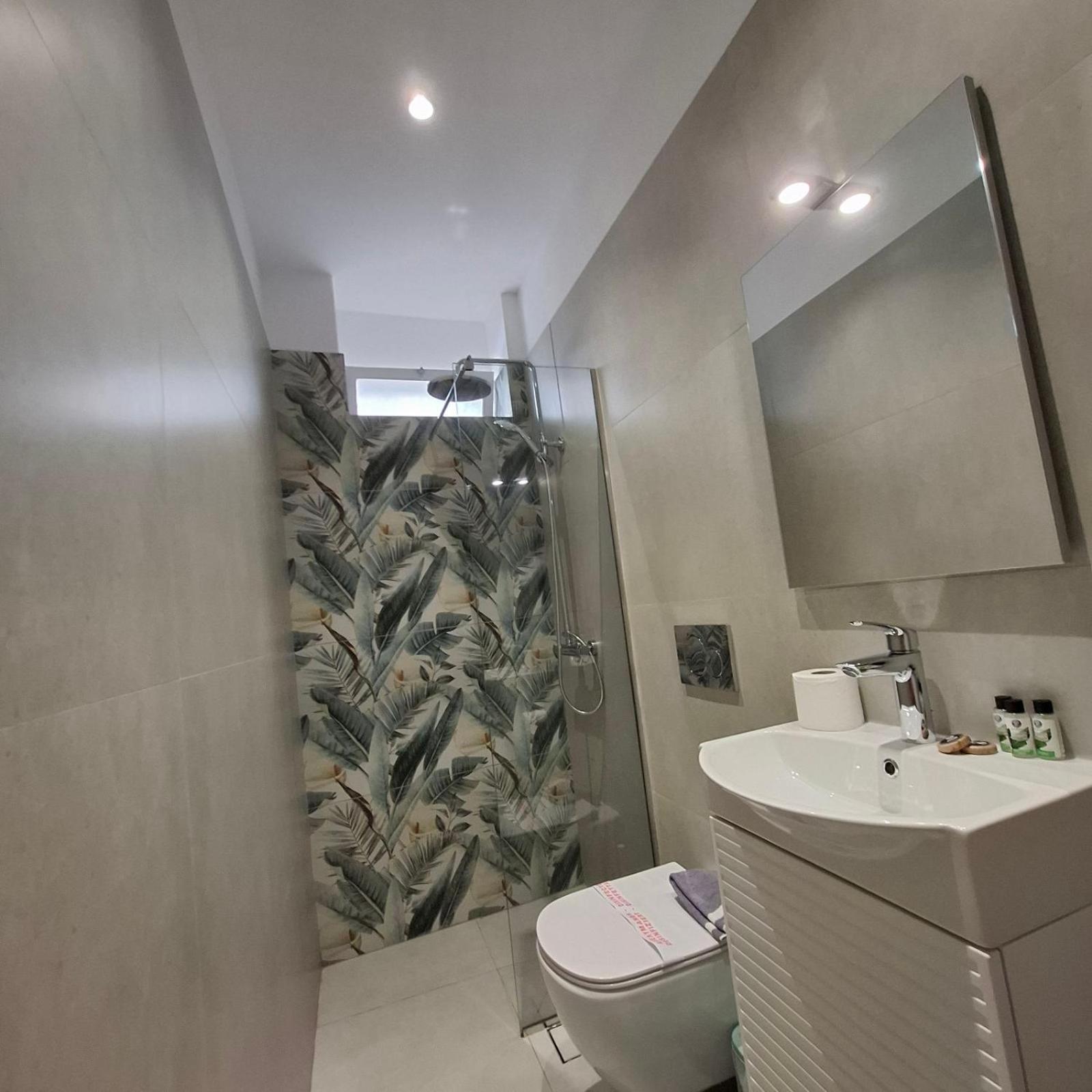 Aquarella-Stylish Veranda Apartment In Centre Of Poros Town Luaran gambar