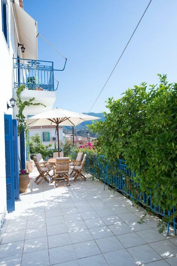 Aquarella-Stylish Veranda Apartment In Centre Of Poros Town Luaran gambar