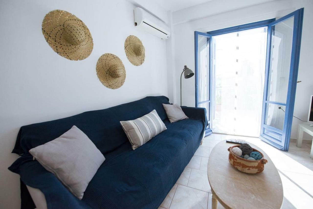 Aquarella-Stylish Veranda Apartment In Centre Of Poros Town Luaran gambar