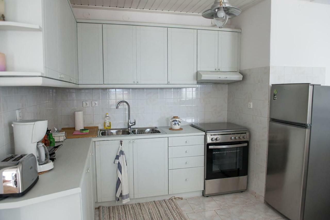 Aquarella-Stylish Veranda Apartment In Centre Of Poros Town Luaran gambar
