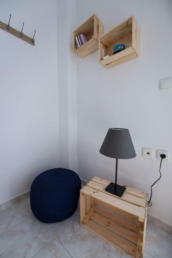 Aquarella-Stylish Veranda Apartment In Centre Of Poros Town Luaran gambar