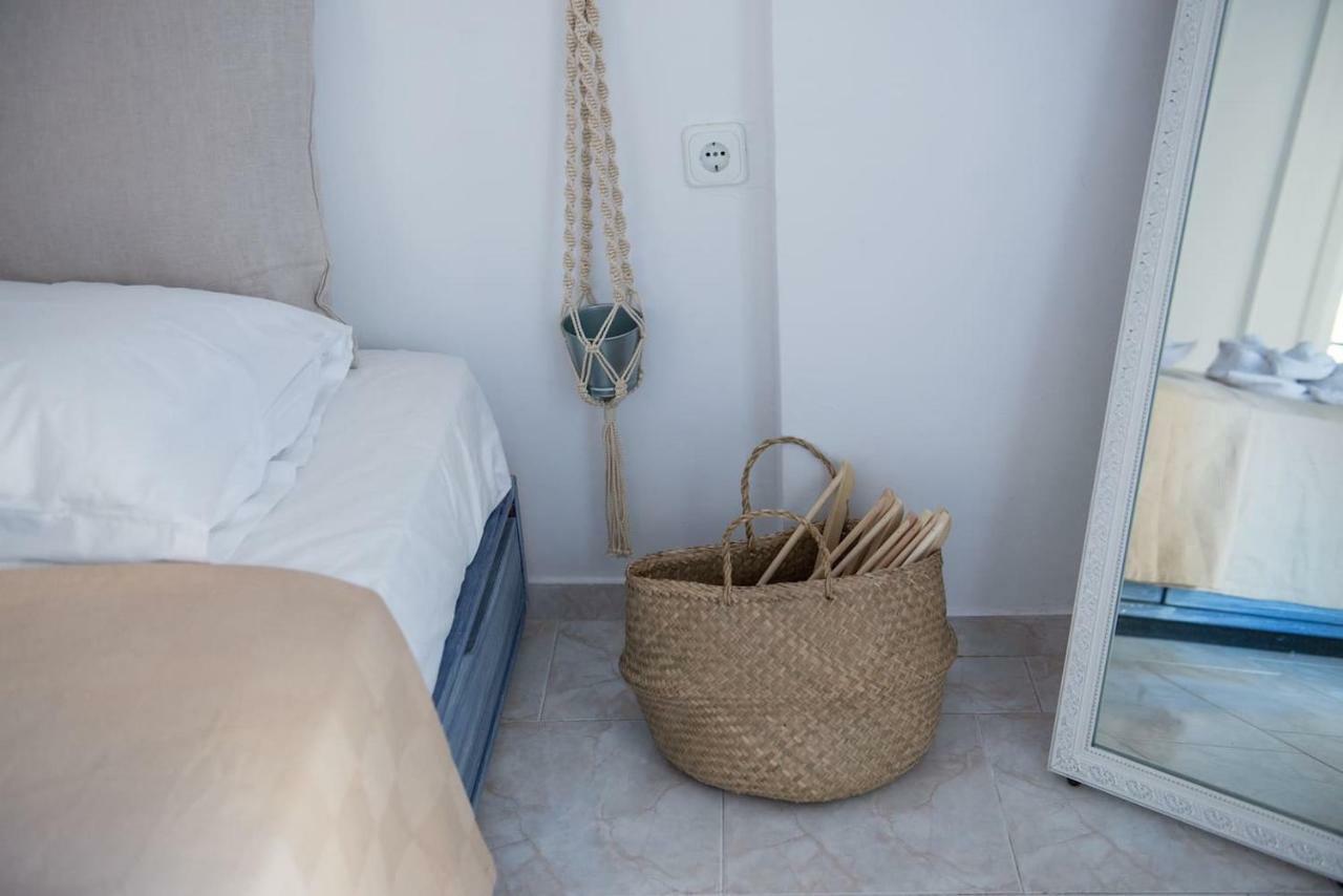 Aquarella-Stylish Veranda Apartment In Centre Of Poros Town Luaran gambar