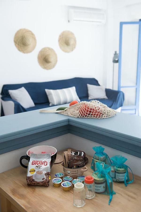 Aquarella-Stylish Veranda Apartment In Centre Of Poros Town Luaran gambar