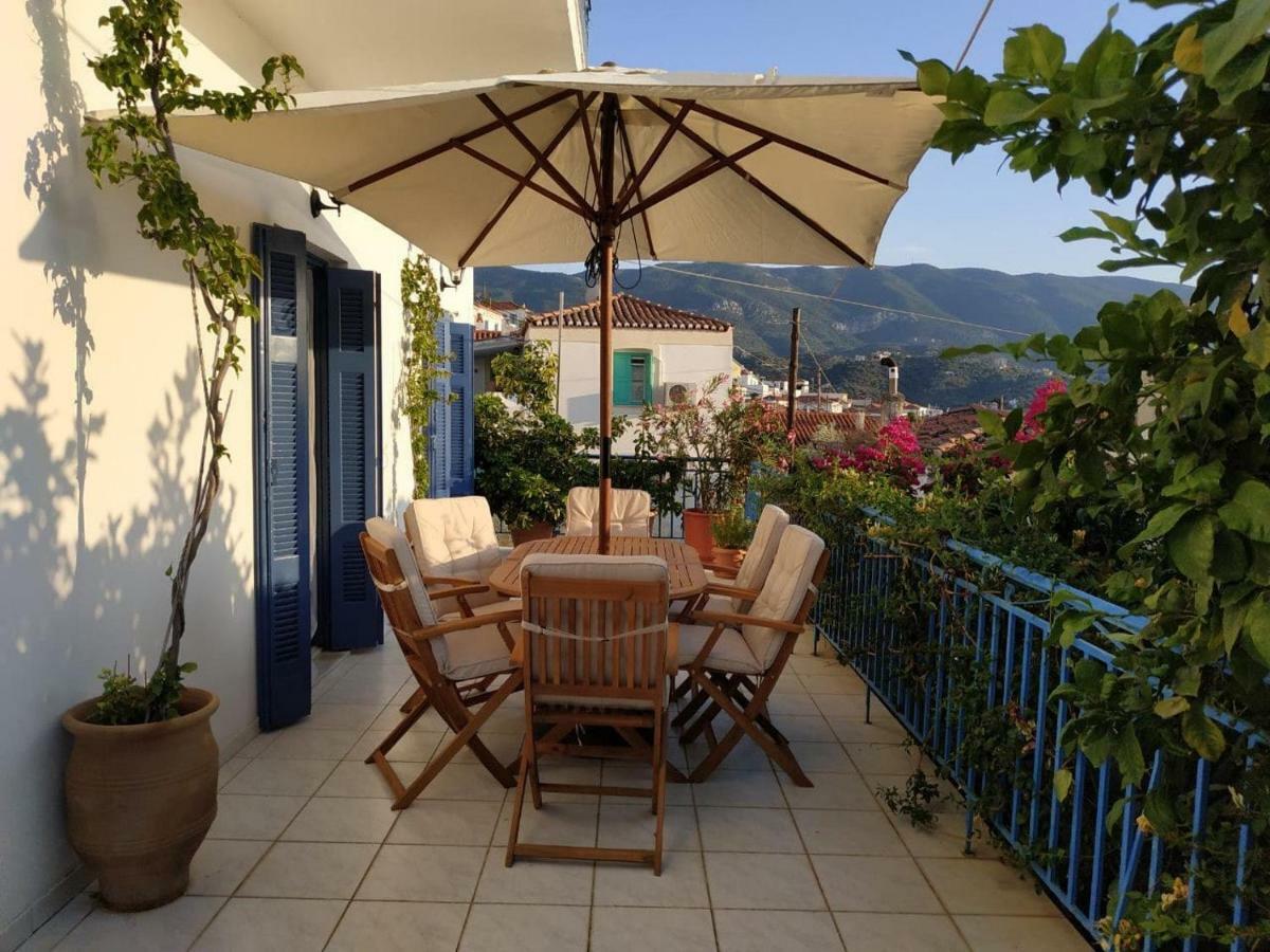 Aquarella-Stylish Veranda Apartment In Centre Of Poros Town Luaran gambar
