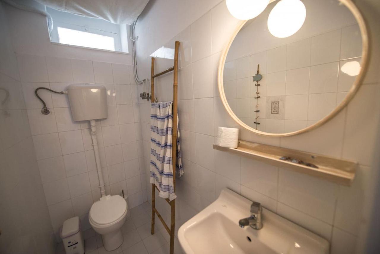 Aquarella-Stylish Veranda Apartment In Centre Of Poros Town Luaran gambar