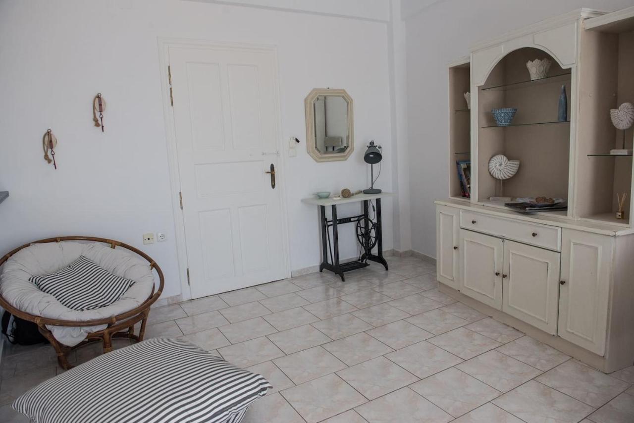 Aquarella-Stylish Veranda Apartment In Centre Of Poros Town Luaran gambar