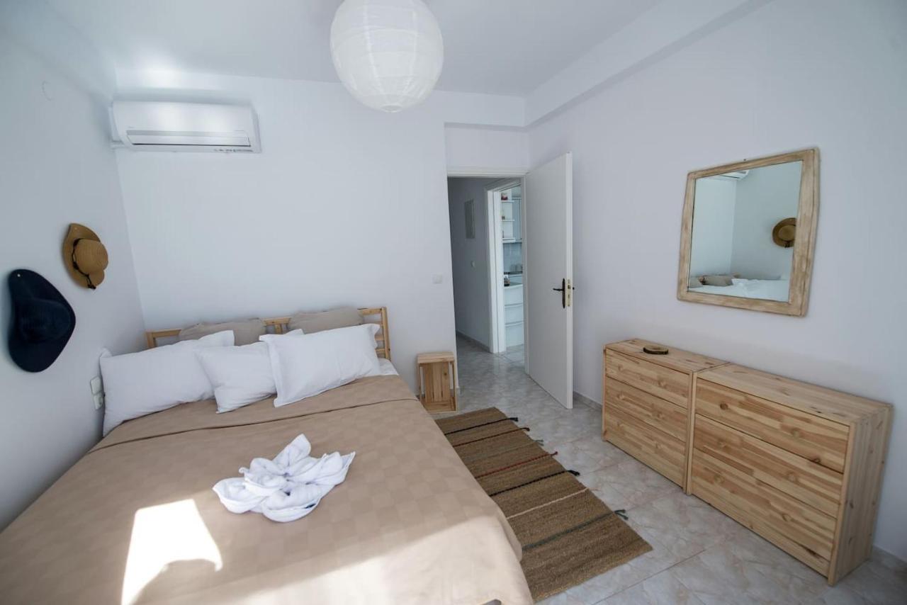 Aquarella-Stylish Veranda Apartment In Centre Of Poros Town Luaran gambar
